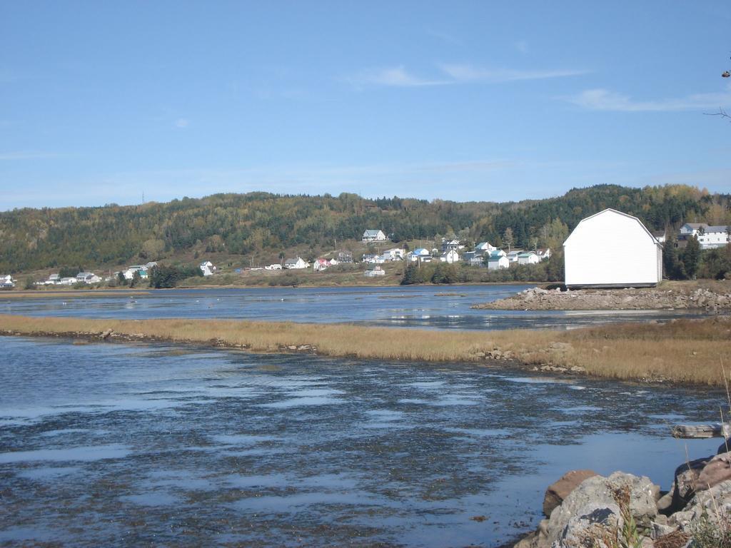 Motel De L'Anse Port-Daniel Esterno foto